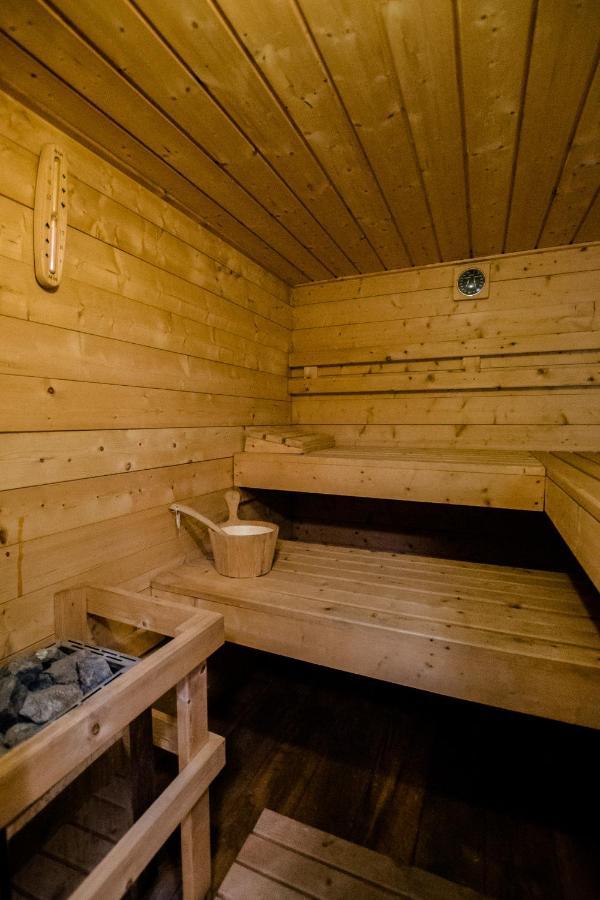 Hotel Houseboat Jana - With Sauna And Terrace Bruggy Exteriér fotografie