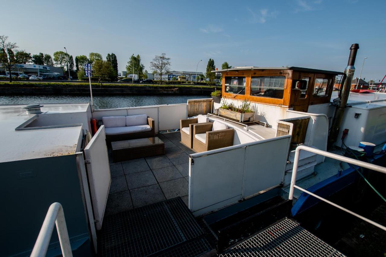 Hotel Houseboat Jana - With Sauna And Terrace Bruggy Exteriér fotografie